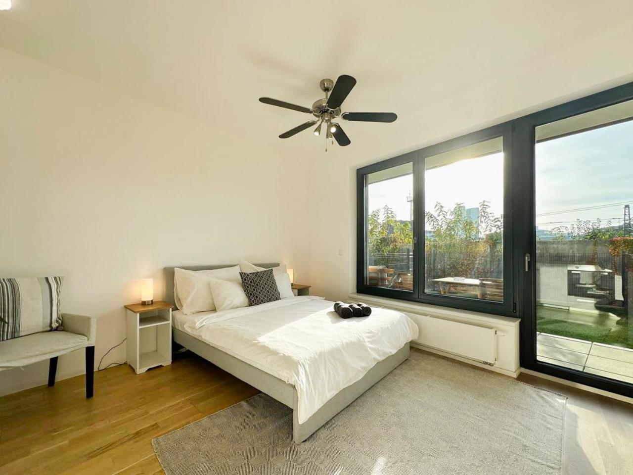 Vila Vinice Prague Exterior photo